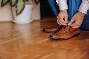 Jakie skarpetki pasują do brązowych butów? Podpowiadamy