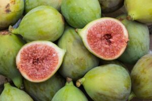 Figi – wartości odżywcze, jak jeść, skutki uboczne